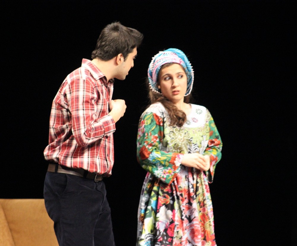 Türkiyede İlk Kez İşitme Engellilerle Diğer Vatandaşlar Beraber Tiyatro İzledi