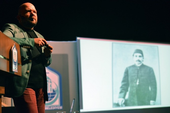 Uğurluel, Sultan Abdülhamidi Anlattı