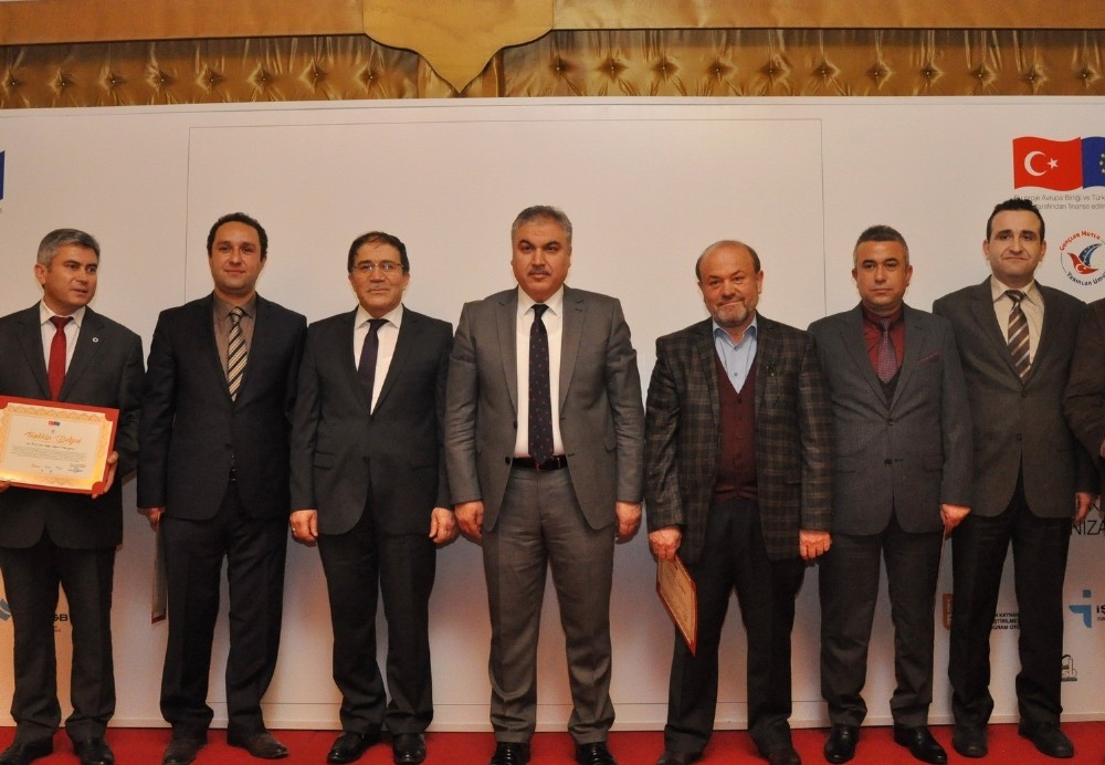 Uşakta “Gençler Mutlu Yarınlar Umutlu” Projesi Kapanış Töreni Gerçekleşti