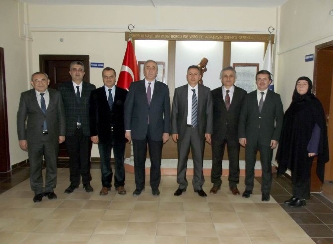 Vali Elbandan Defterdarlığa Ziyaret