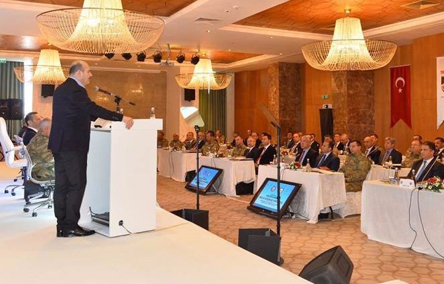 Vali Taşyapan ‘Güvenlik Toplantısına Katıldı