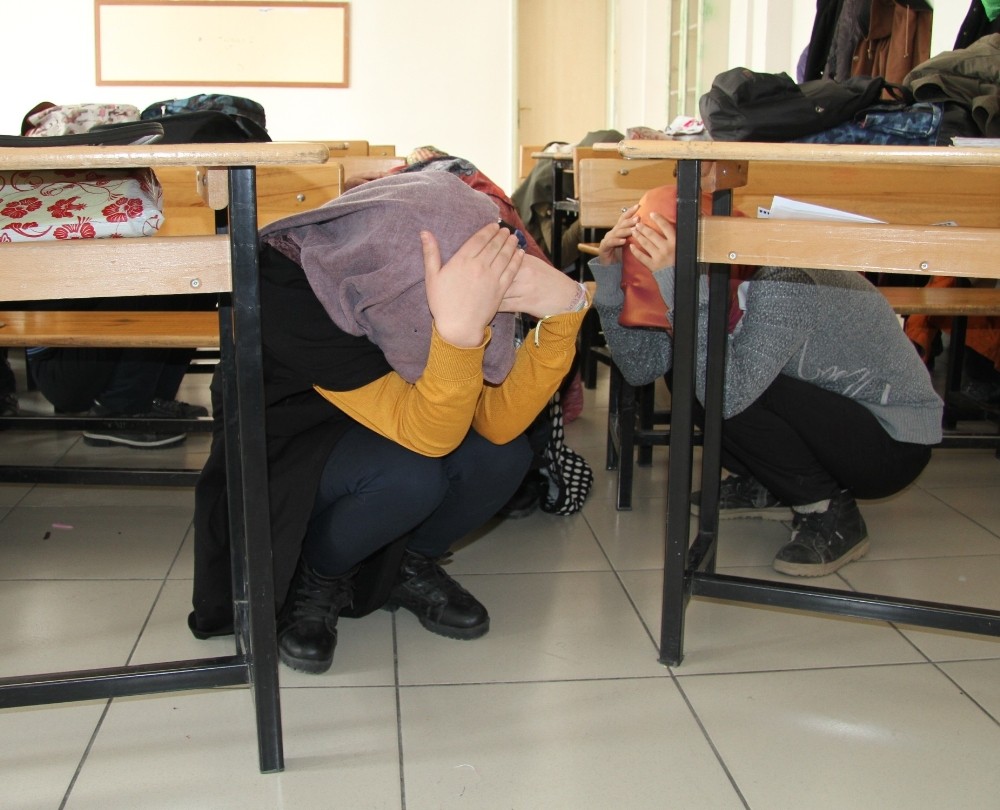 Vanda Deprem Ve Yangın Tatbikatı