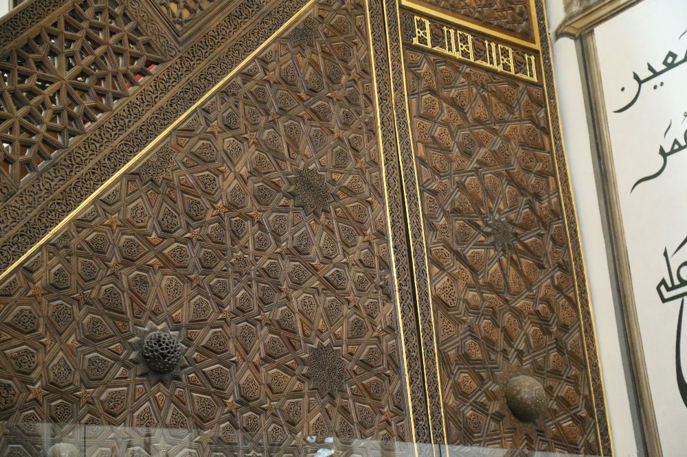 Yeni Keşfedilen Gök Cisimleri 6 Asırdır Ulucami Minberinde