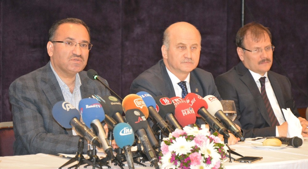 Bakan Bozdağ, İhraç Edilen 202 Hakim Ve Savcıyla İlgili Konuştu