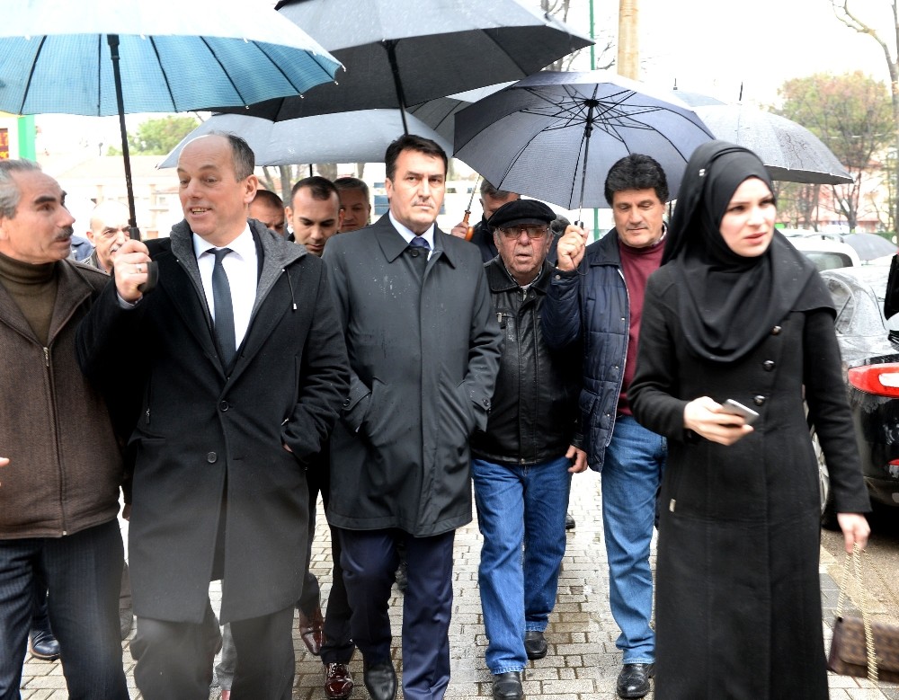 Başkan Dündar, Yeni Karamanda Vatandaşı Dinledi