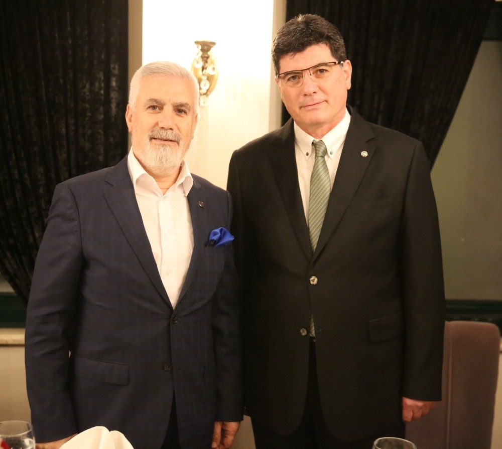 Bursa Unesco Derneğinden Bozbeye Rozet