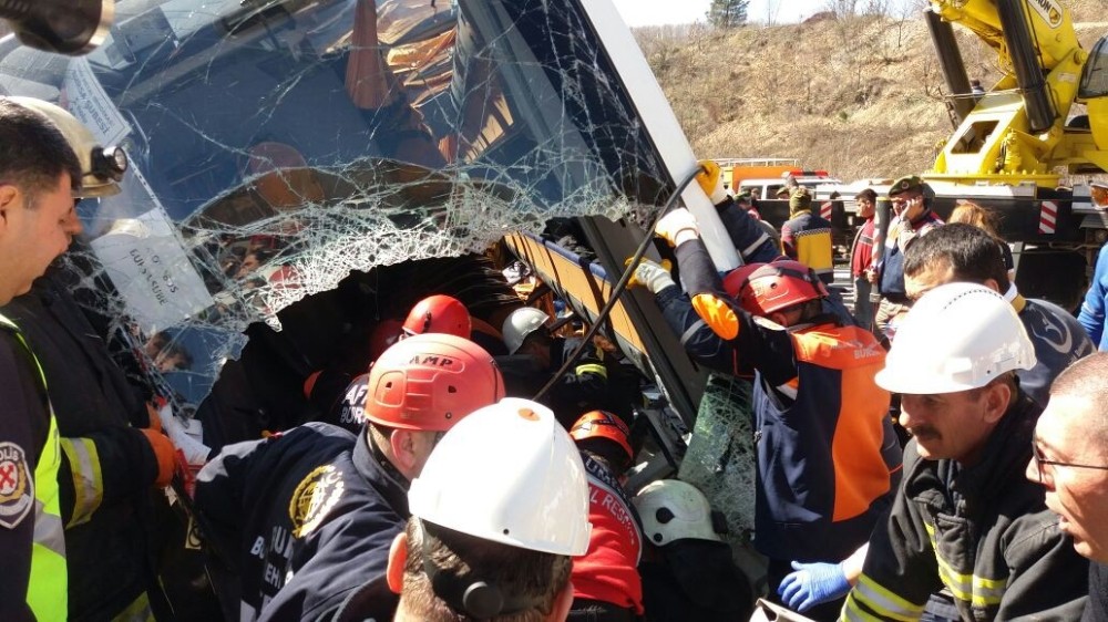 Bursadaki Kazada Ölü Sayısı 7Ye Yükseldi