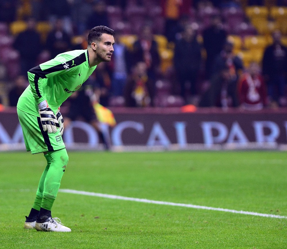 Harun Tekin 8 Penaltının 4Ünü Kurtardı