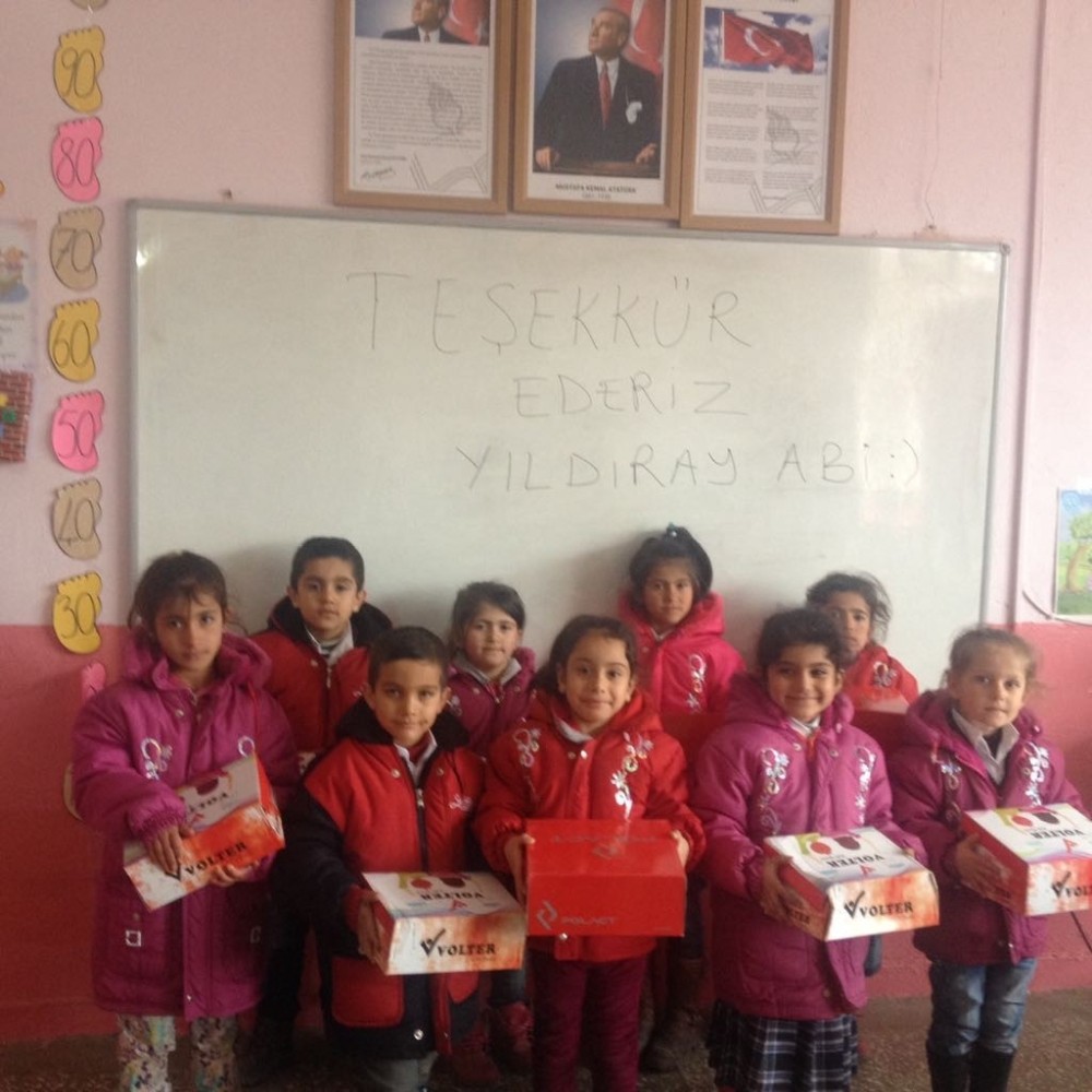 İçerde Dizisinin Alyanakı, Ahlatlı Çocukları Unutmadı