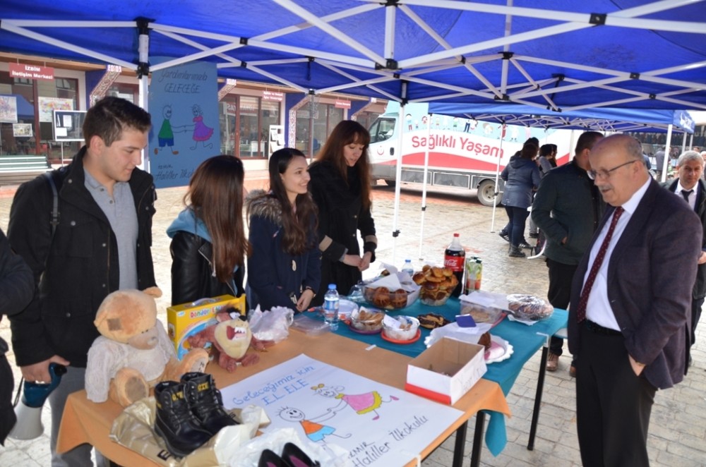 İznikli Öğrencilerden Eğitime Destek