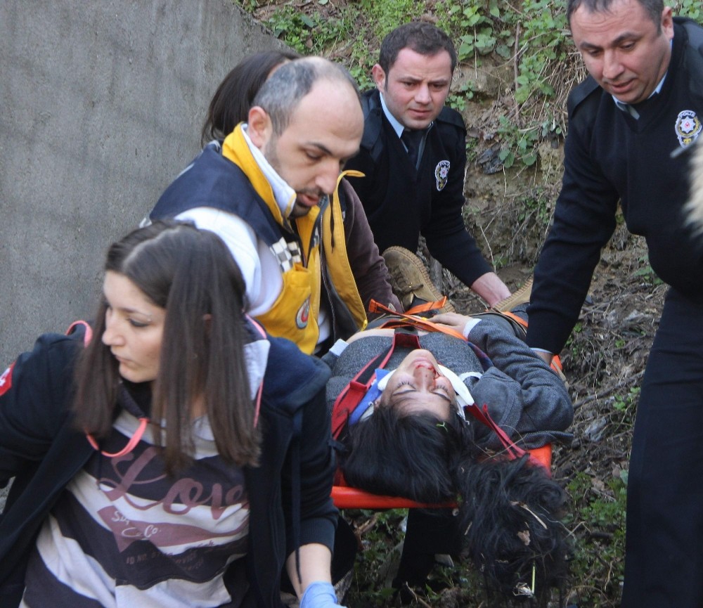 (Özel Haber) Bursa Manzarası İzlerken Surlardan Düştü