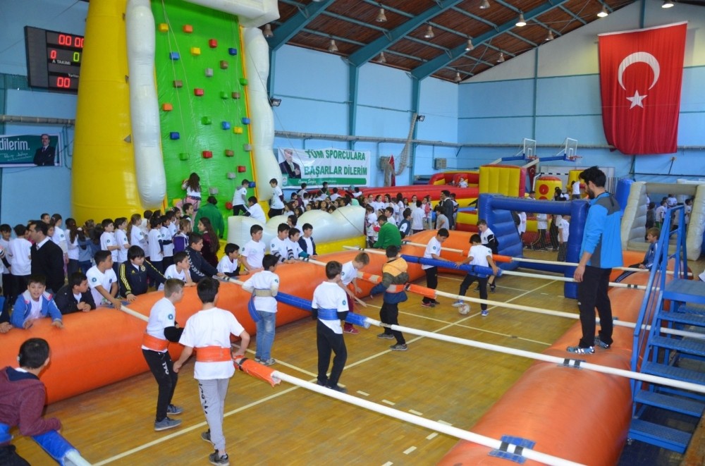 Spor Tırı İznikte Öğrencilerle Buluştu