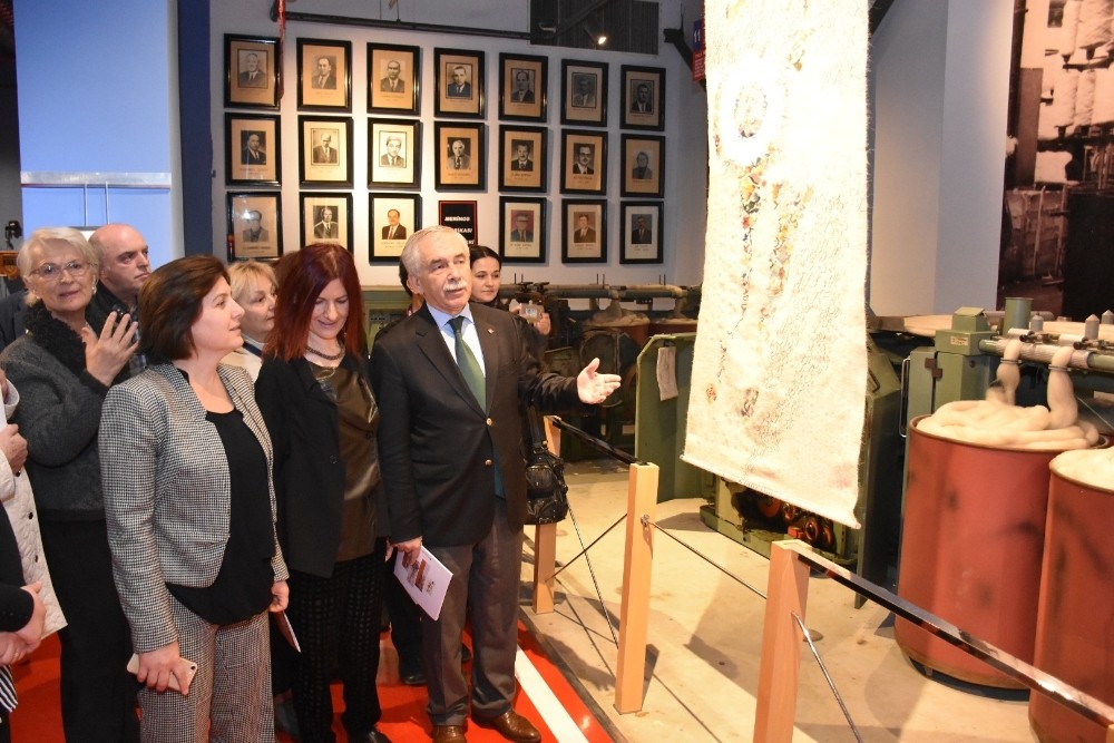 Tekstil Müzesinde Dokuma Ve Gravür Sergisi