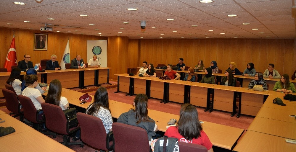 Batı Trakyalı Öğrencilerden Uludağ Üniversitesine Ziyaret