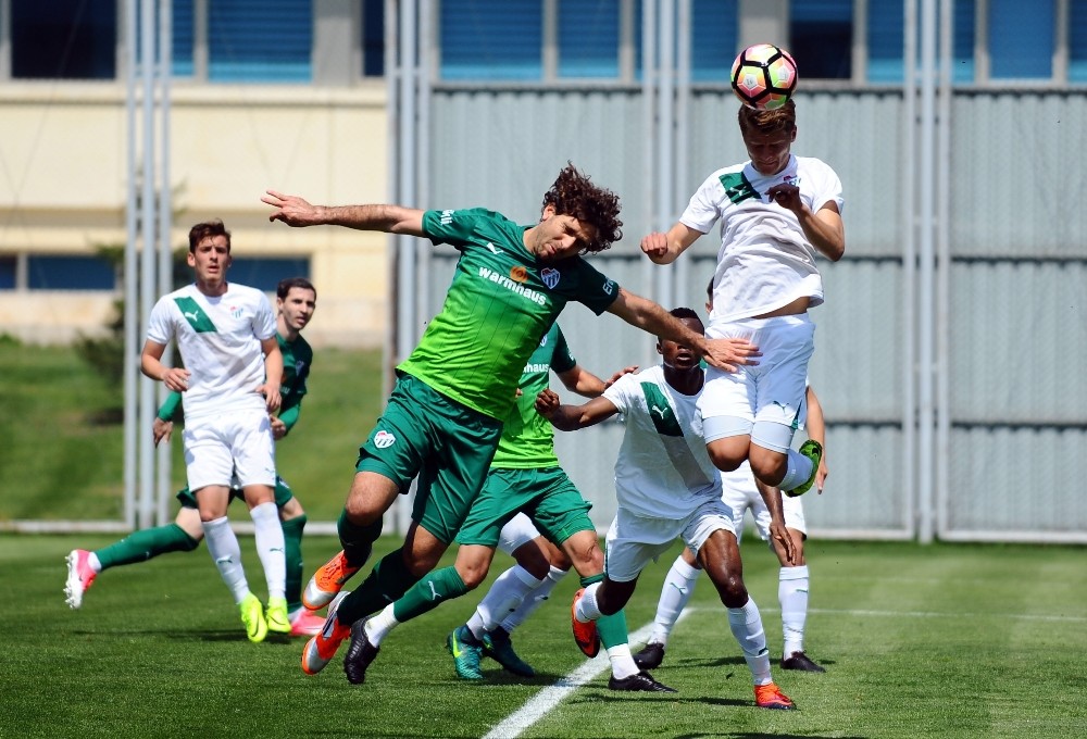Bursaspor U21 Takımını 2 Golle Geçti