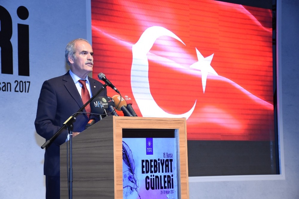 Edebiyat Dünyası ‘Darbeleri Konuşuyor