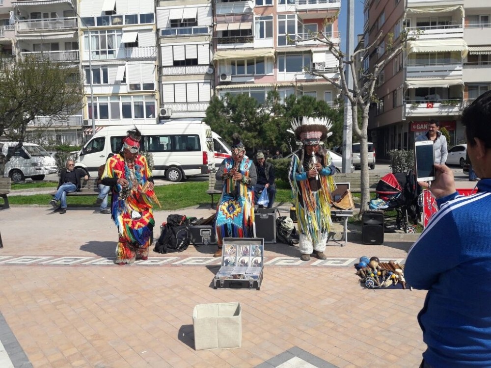 Gemlik Sahilinde Kızılderili Konseri