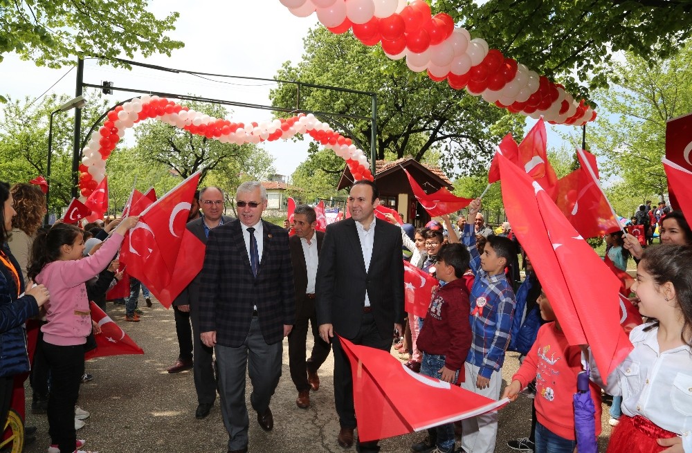 Hamitlerde 23 Nisan Coşkusu