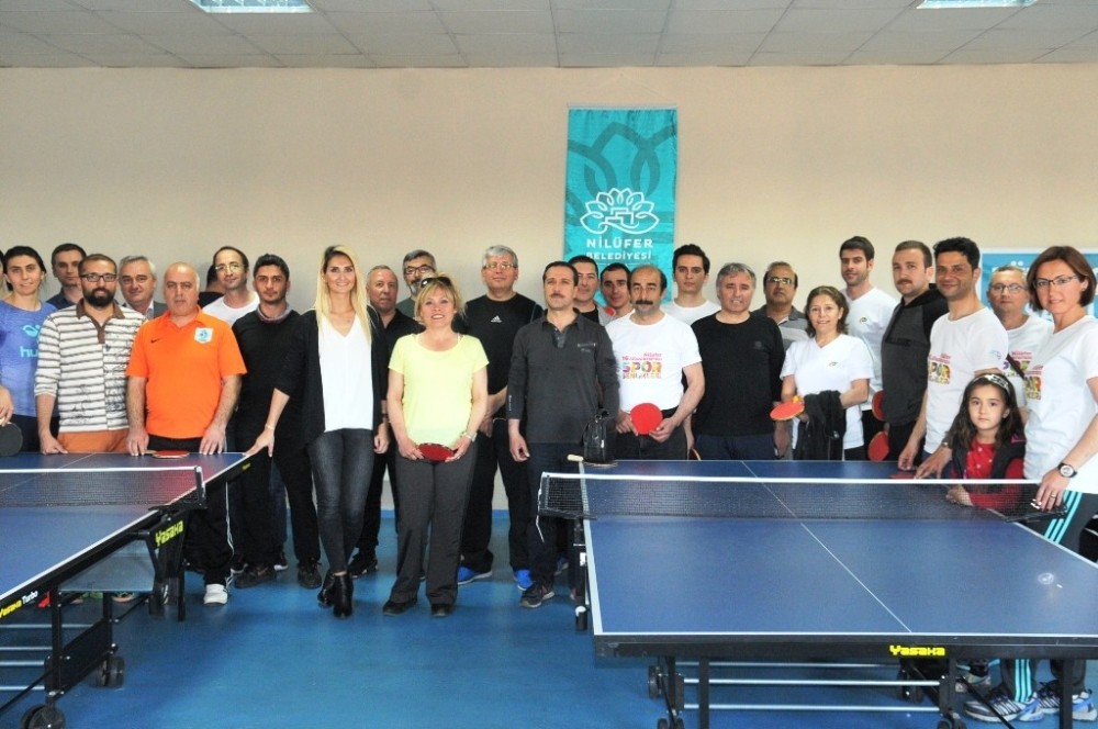 Öğretmenlerin Masa Tenisi Heyecanı Son Buldu