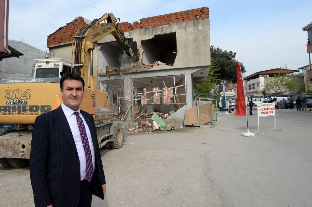 Osmangazide Caddeler Genişliyor