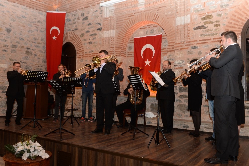 Osmangazide Uluslararası Konser Coşkusu Yaşandı