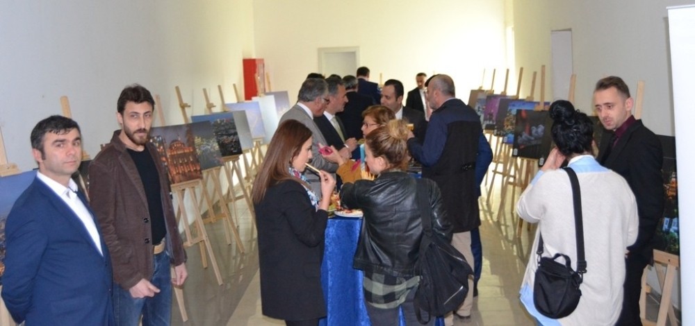 Şehrin Işıkları Gemlikte Yandı