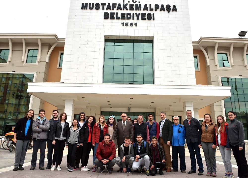 Üniversitelilerden Turizm Gezisi