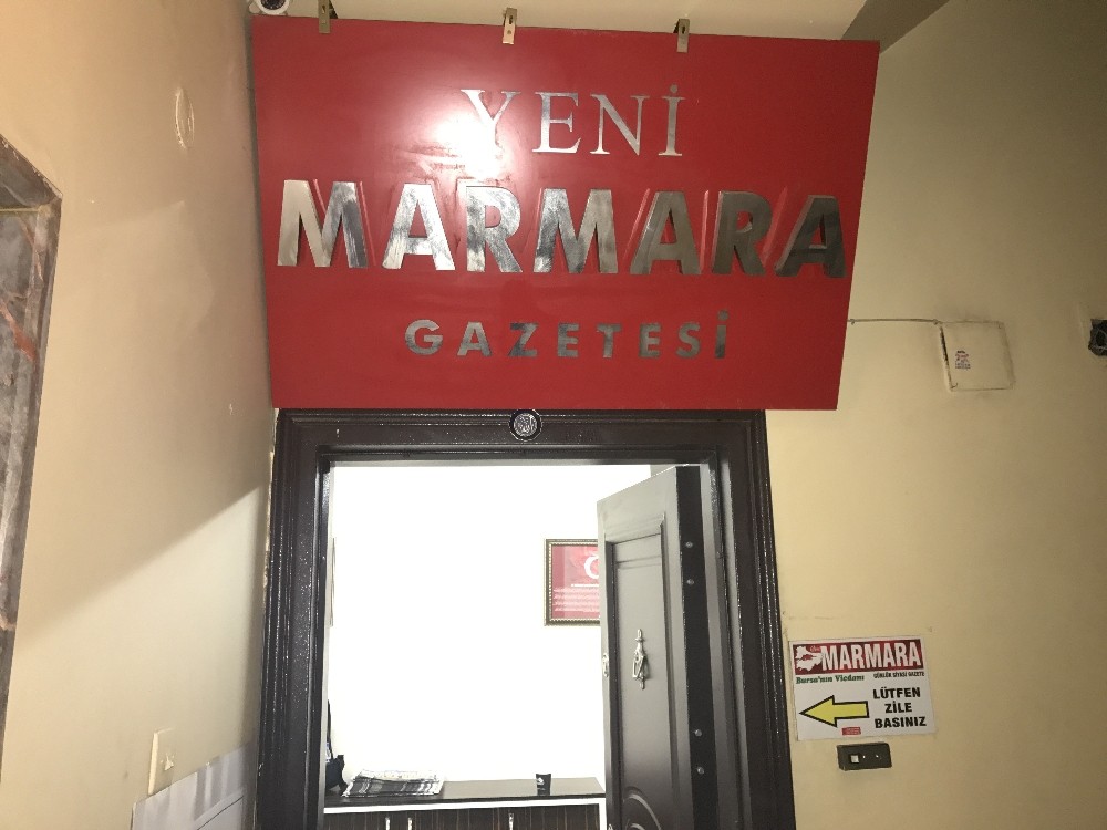 Bursada Gazeteye Silahlı Saldırı Düzenlendi