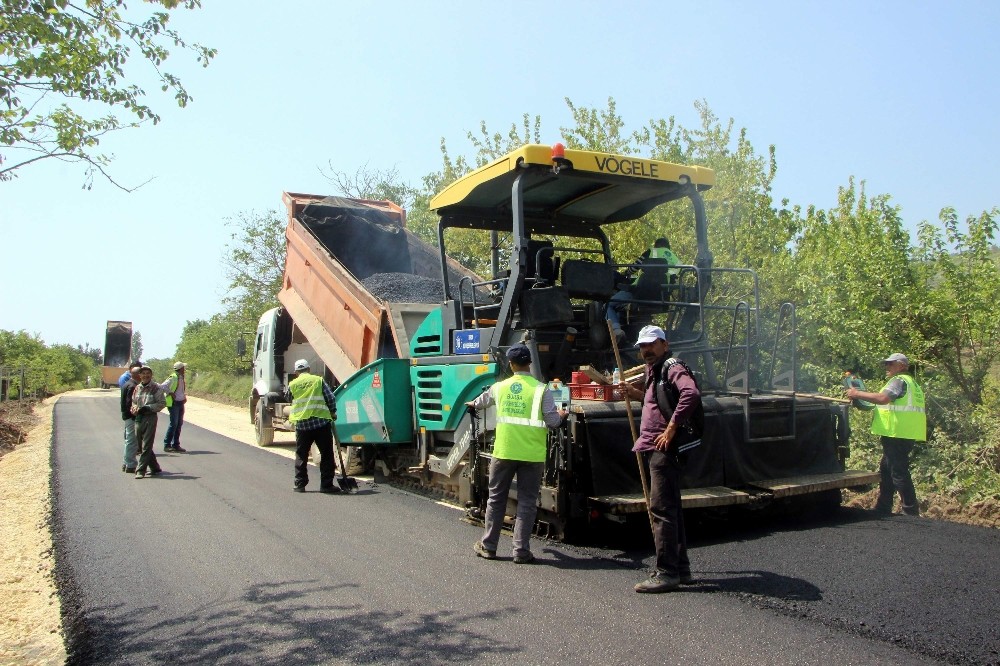 Büyükşehirin Hizmetleri Köylere Yağmur Gibi Yağıyor