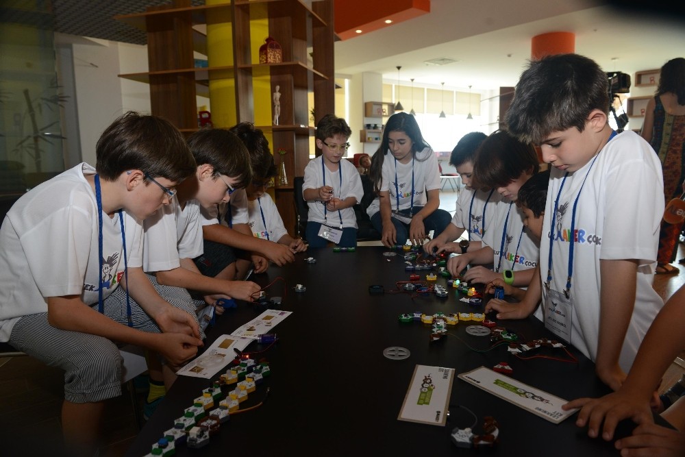 Geleceğin Bilim Adamları Ulutekten Çıkacak