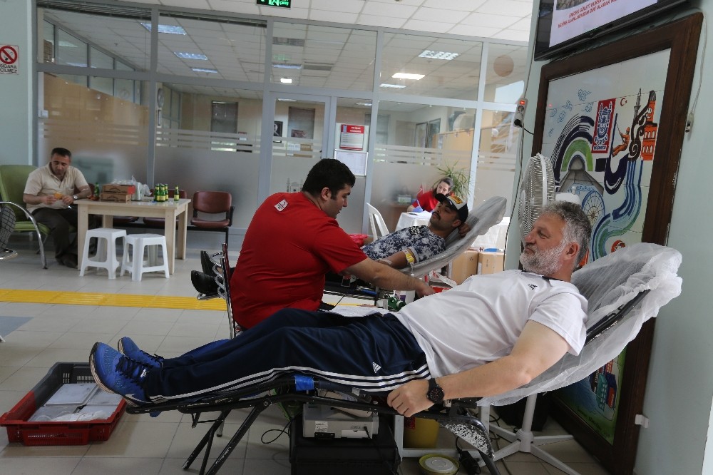 Gürsulular Kan Bağışladı