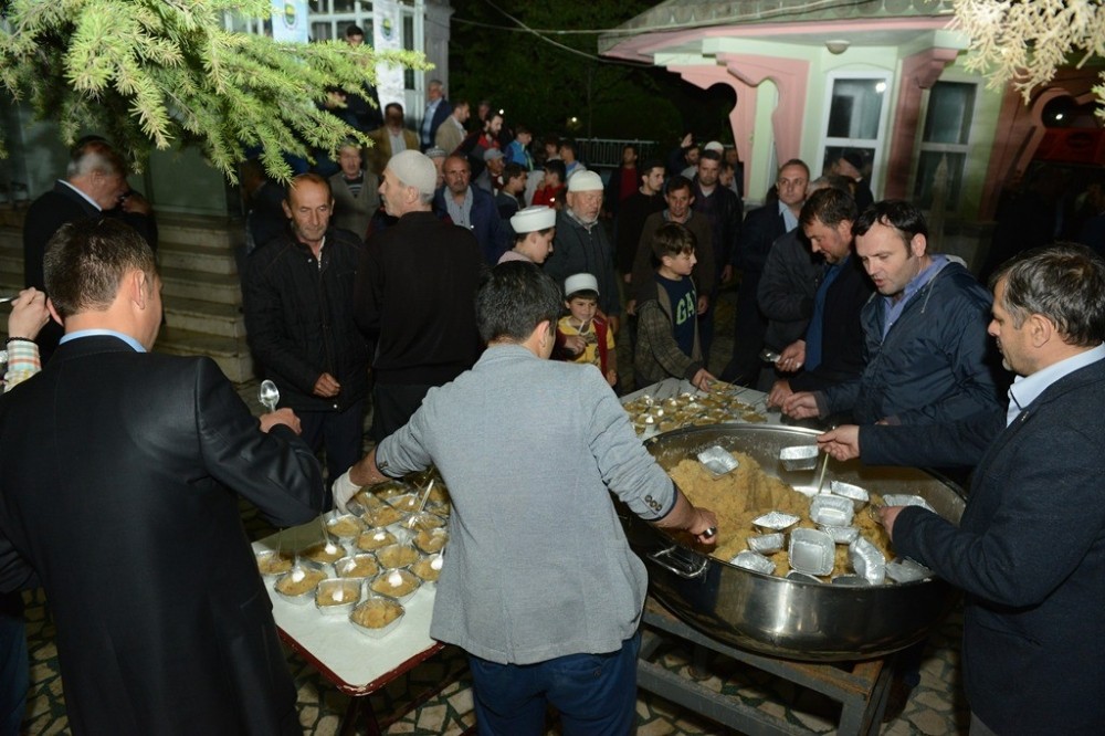 Helva Geleneği Edebey Ve Hasanpaşada Devam Etti