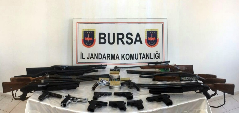 Jandarmadan Silah Kaçakçılarına Operasyon