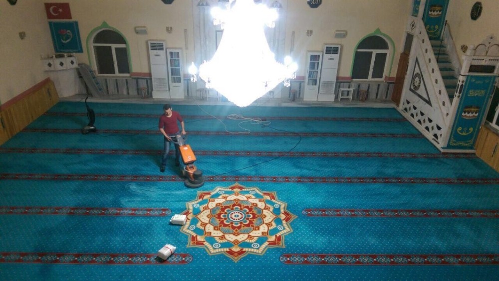 Karacabeyde Camilerin Bakımları Tamamlandı