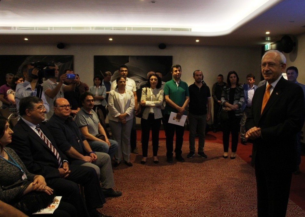 Kılıçdaroğlu, “Sokak Hayvanları Refahı Kongresi”Ne Katıldı