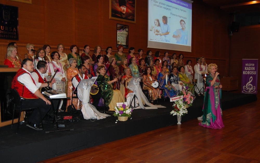 Nilüfer Kadın Korosu Roma Yolcusu