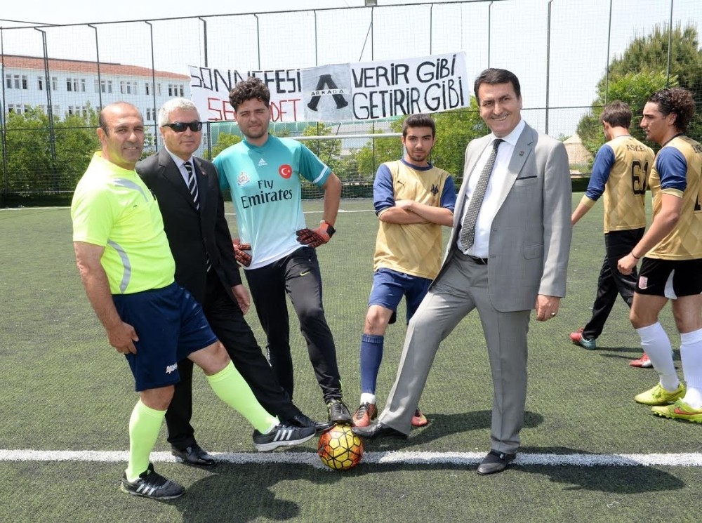 Osmangaziden Eğitime Tam Destek