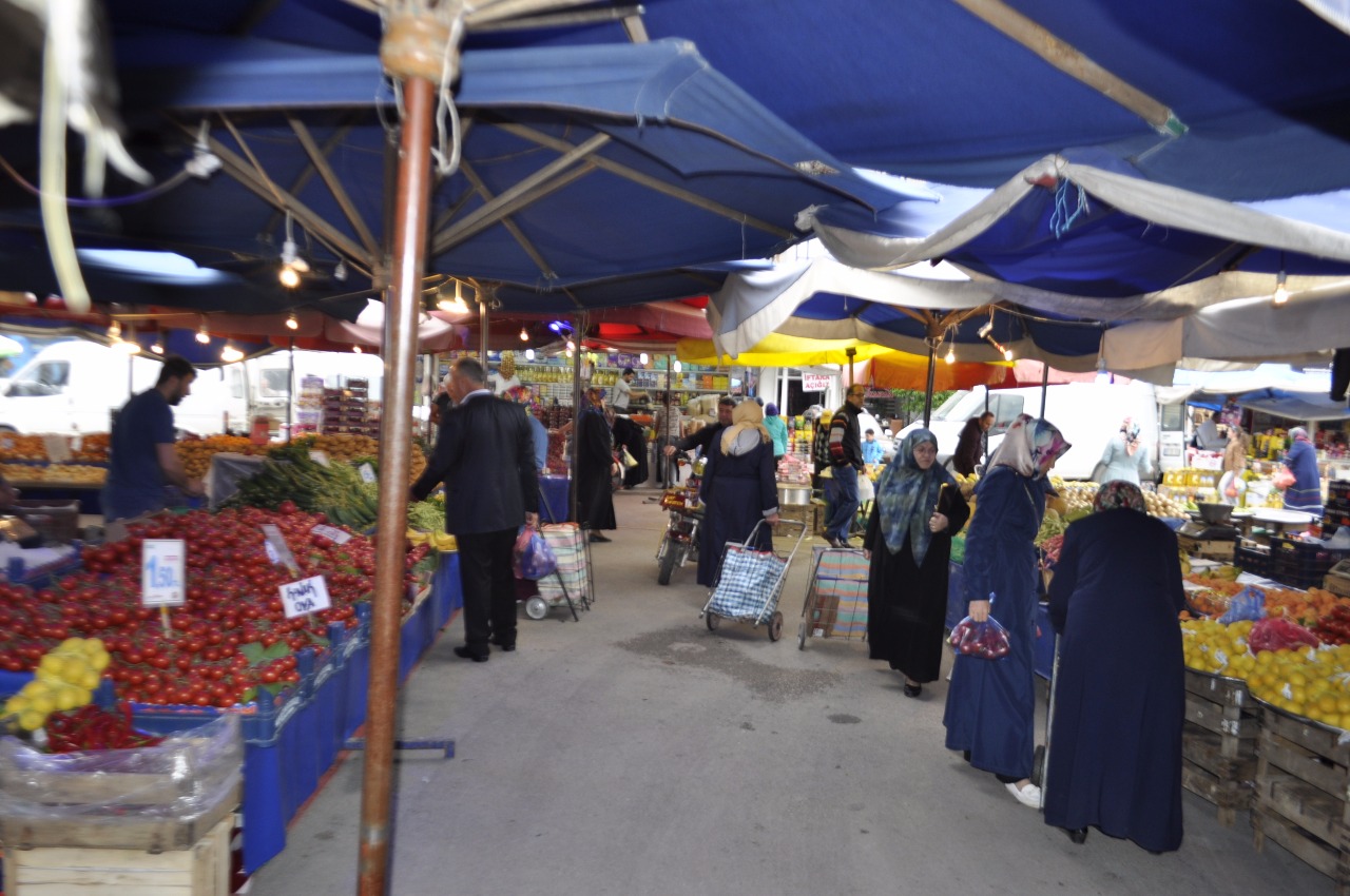 Pazarda Ramazan Bereketi