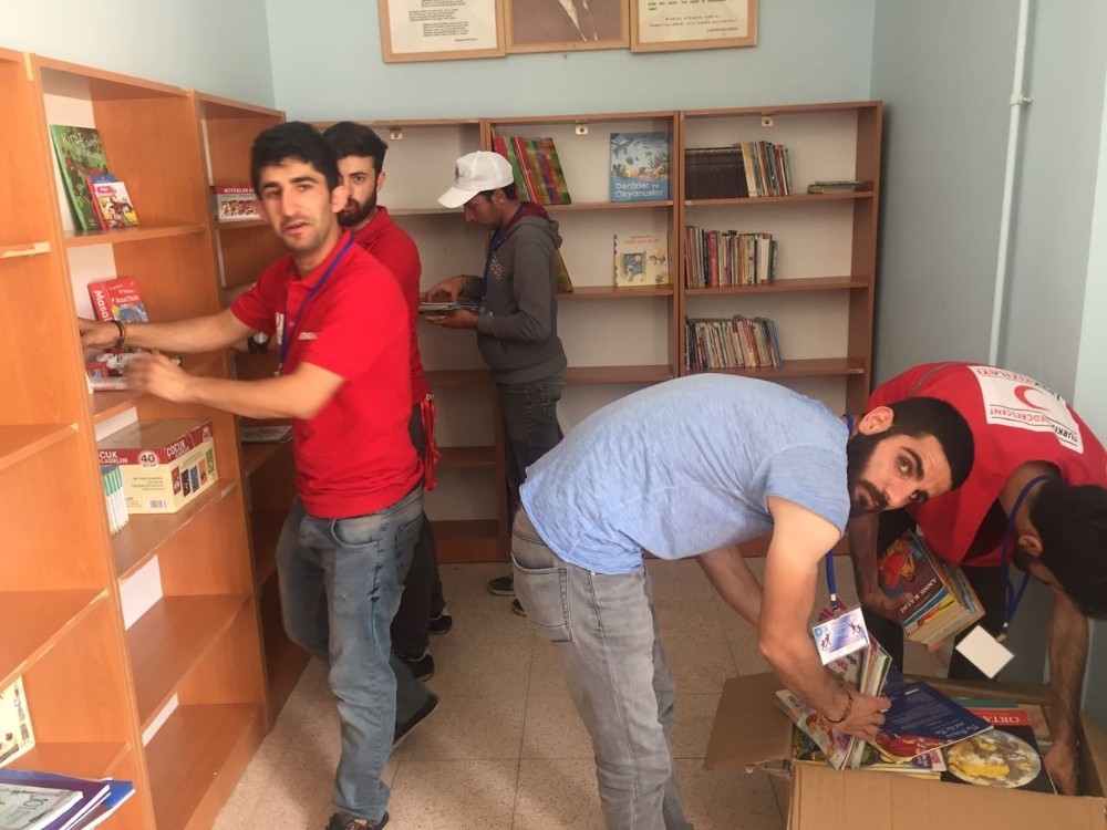 Üniversiteli Kızılaycılar Licede