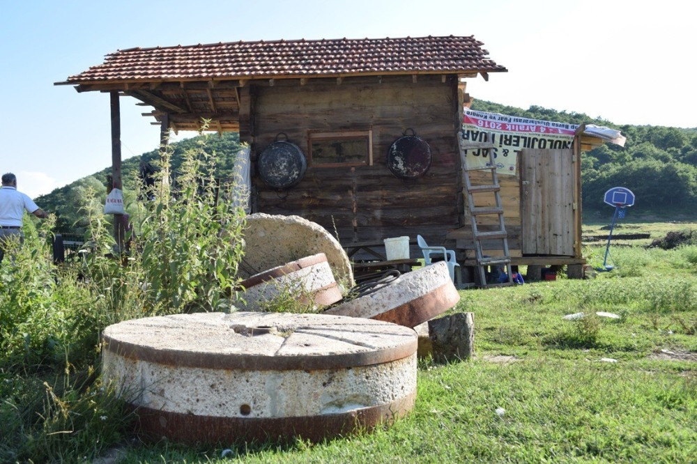 350 Yıllık Değirmeni Restore Etti Şimdi İlçenin En Doğal Ekmeğini Üretiyor