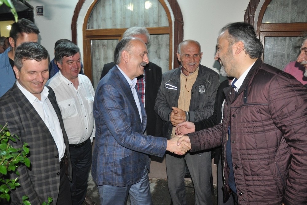 Bakan Müezzinoğlundan İnegöle Çat Kapı Ziyaret