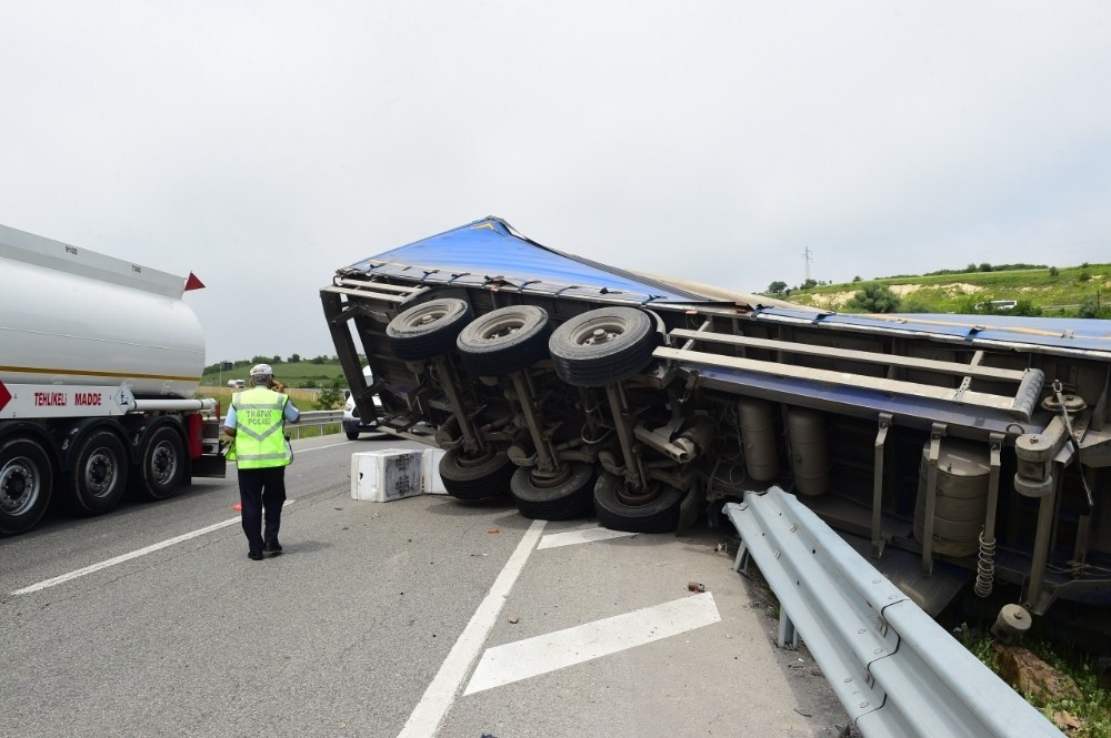 Bursada Feci Kaza…onlarca Çamaşır Makinesi Hurdaya Döndü