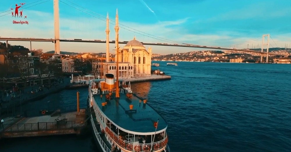 Dronelar Kadir Gecesi İçin Uçtu