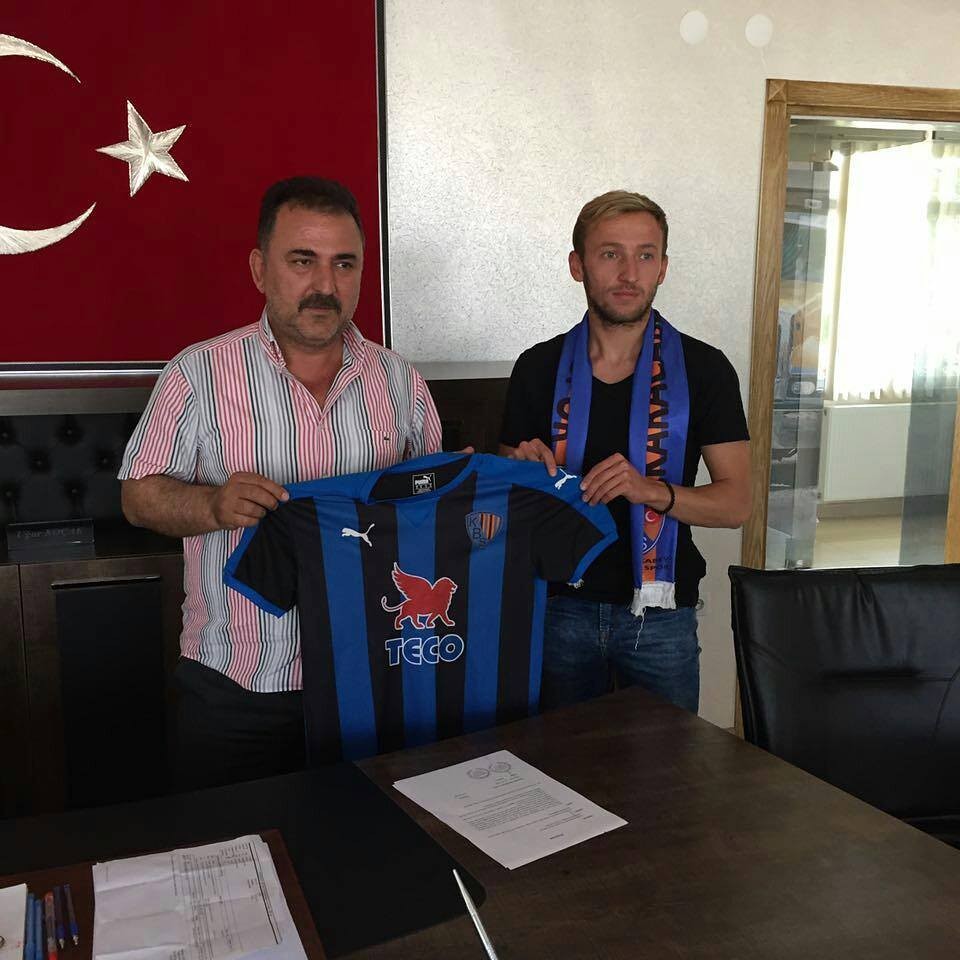 Karacabey Birlikspordan Çifte Transfer