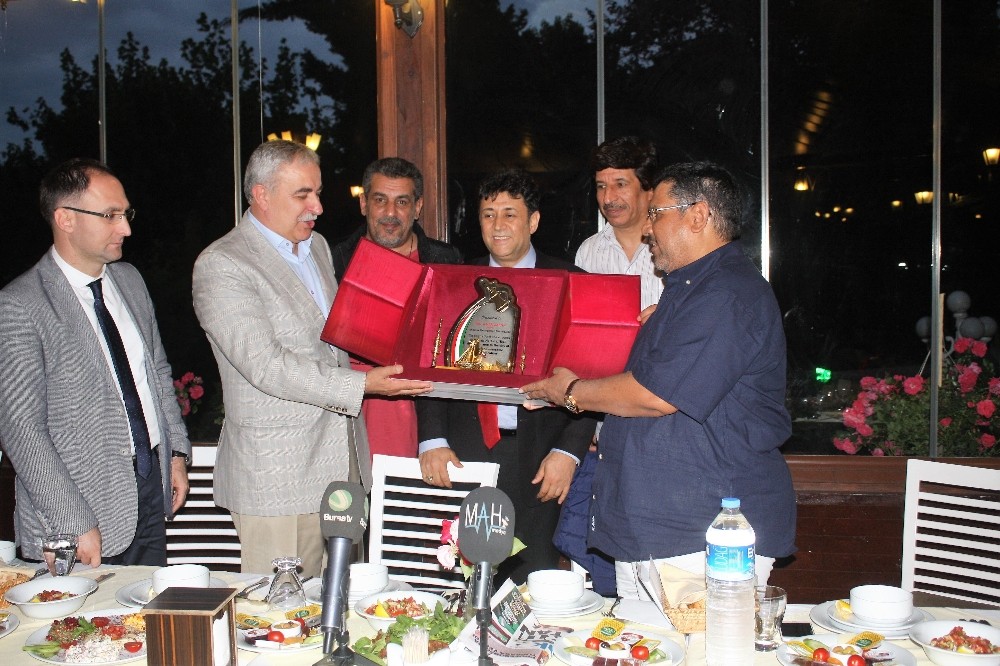 Kuveytli Milli Atletler Bursada İftar Yemeğine Katıldı