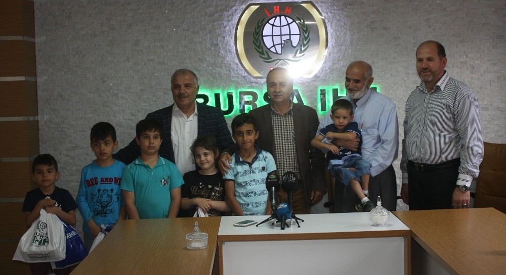 Memur-Sen Yetimleri Sevindirdi