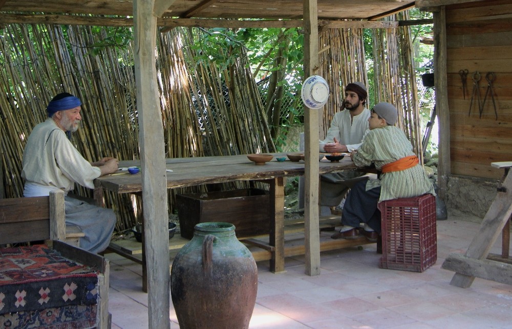 (Özel Haber) Ateş Çiçekleri Belgesel Oluyor