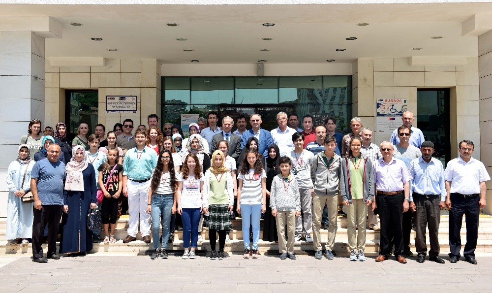 Teog Birincilerine Çeyrek Altın