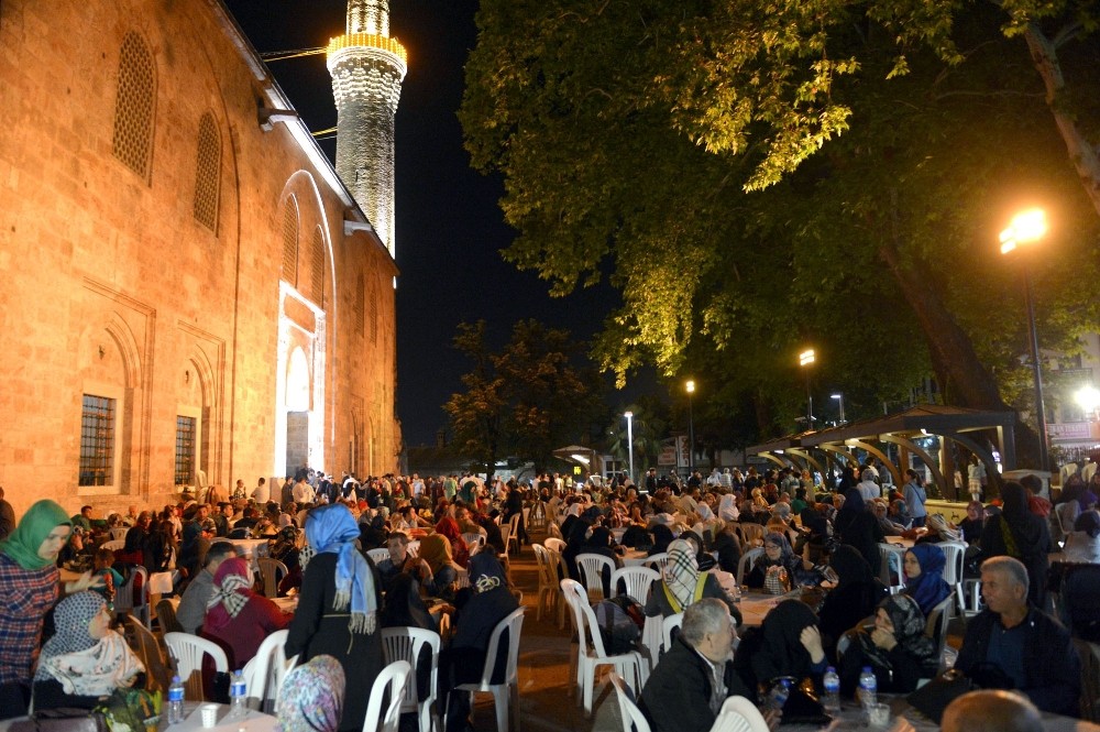 Ulucamide Kadir Gecesi Huzuru