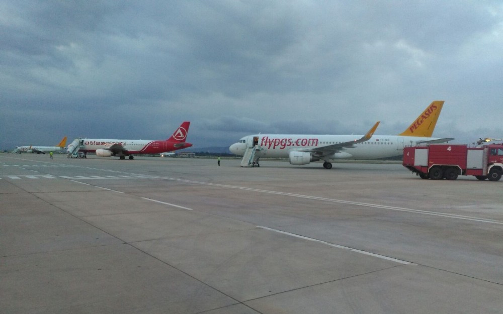 Aşırı Yağış Sebebiyle Uçaklar Bursaya İndi